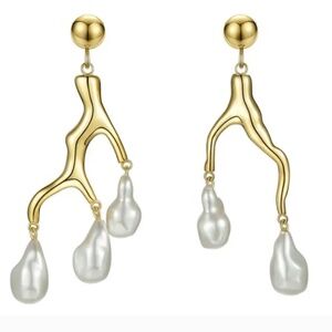 Pearl Drop Earrings